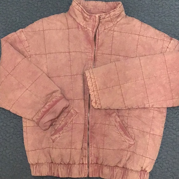 “New” SO Quilted Jacket - Picture 2 of 14